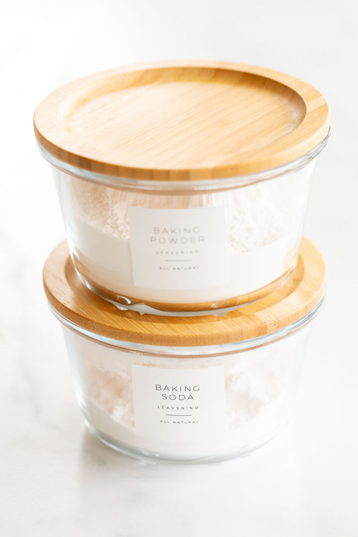 The Difference Between Baking Soda vs Baking Powder for Baking