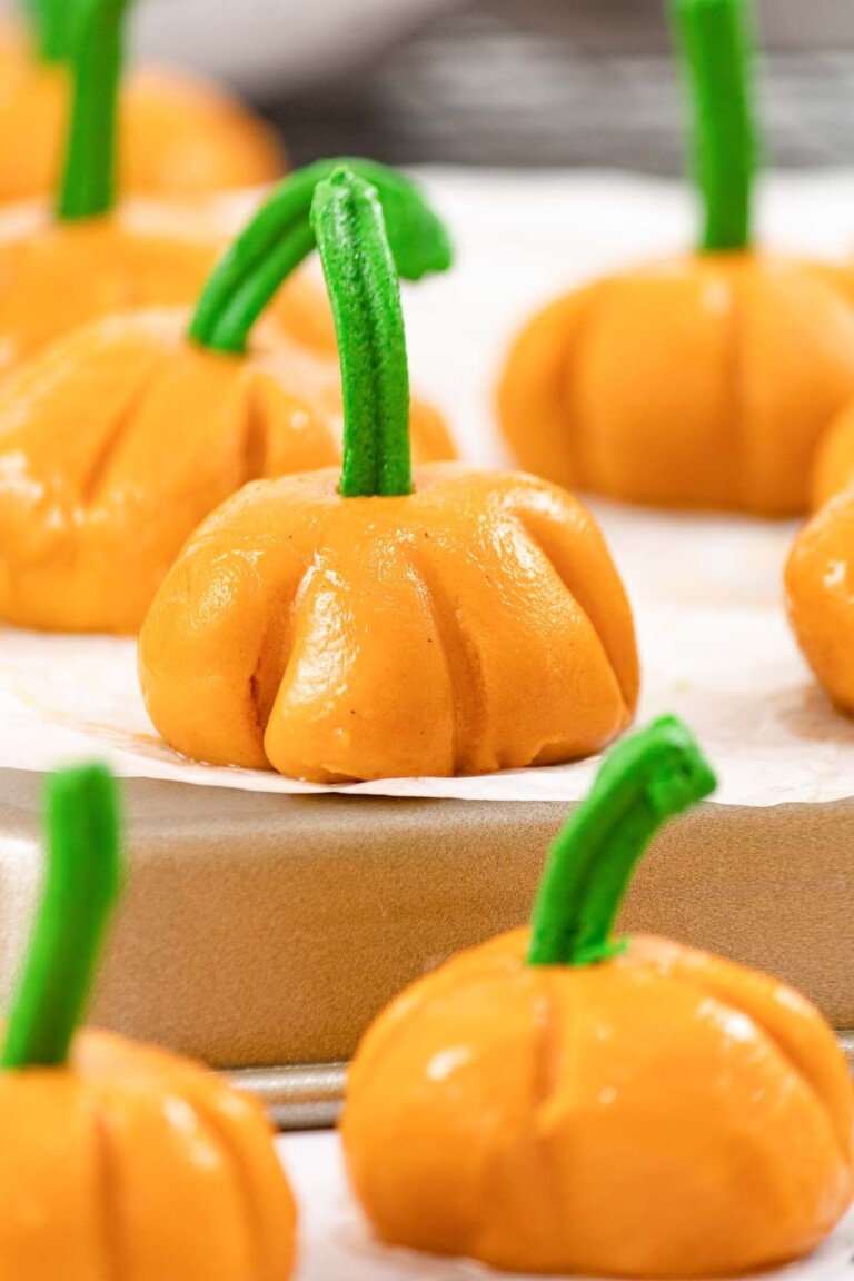 Peanut Butter Pumpkins
 No Bake Peanut Butter Pumpkins